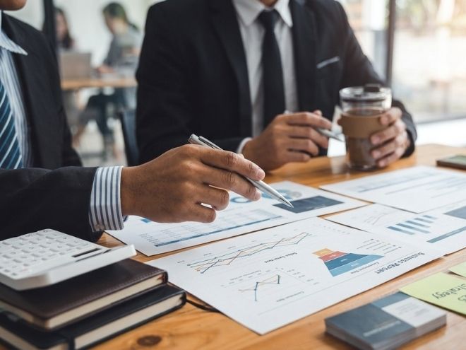 CRM’iniz Var Ama Randevuya Dönüşmüyor mu? Sorun Veri Değil, Dönüşüm Kurgusu.